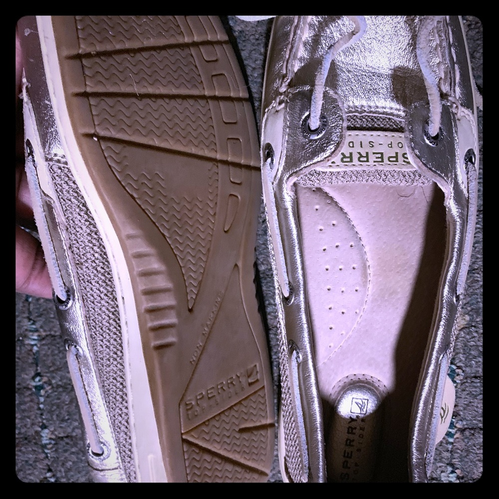 Women’s boat shoe